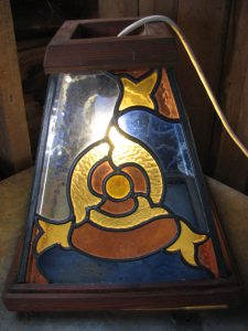 Leadlight stained glass Whangarei. Stained glass lantern